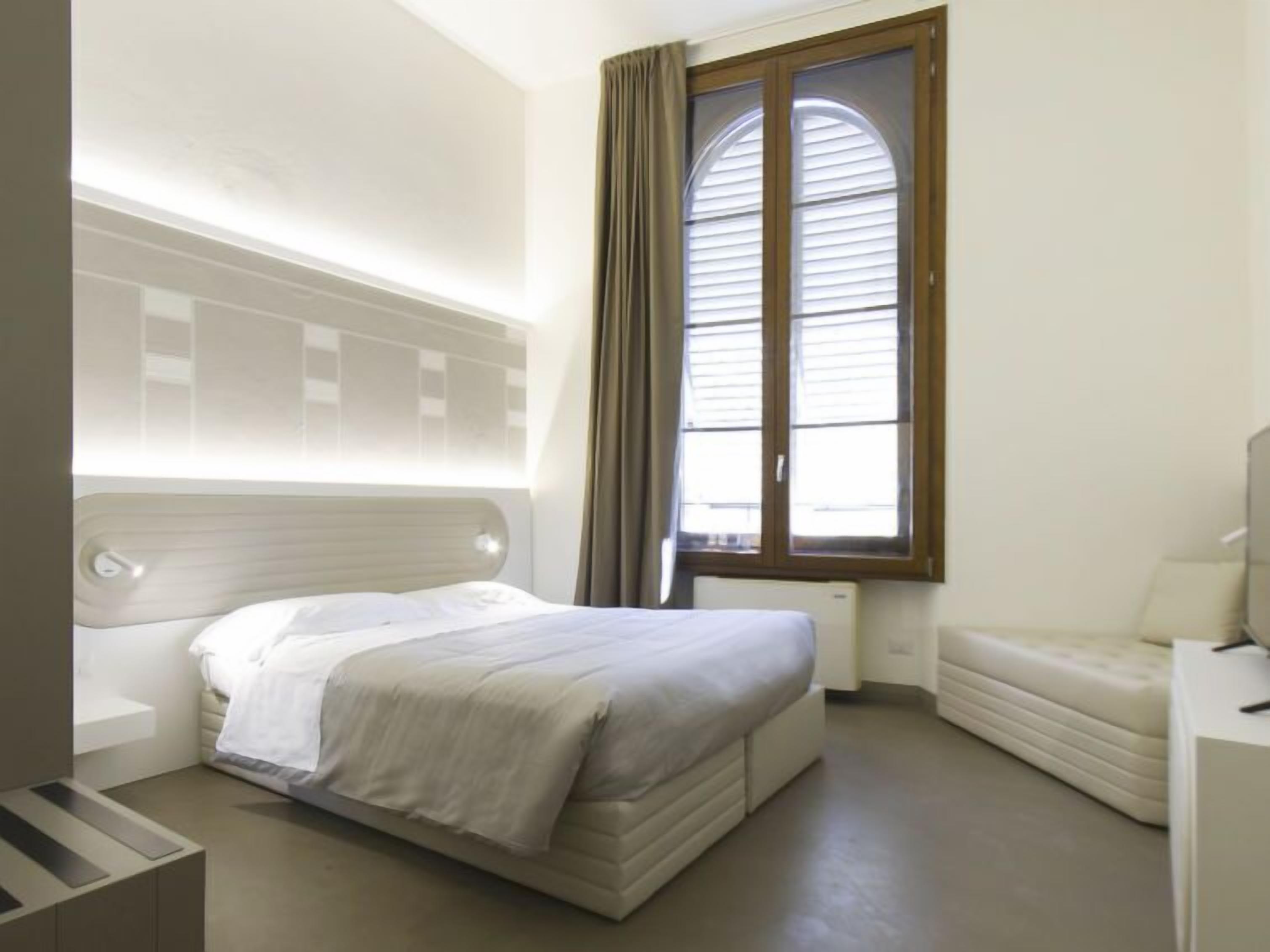 2 bedrooms, internet