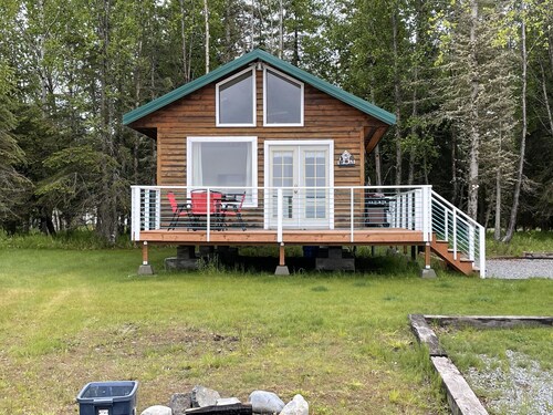 Cozy Waterfront Cabin, Central Kenai - Alaskan Sunset Cabins: 'Kalgin'