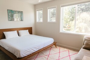 3 Schlafzimmer, Schreibtisch, Bügeleisen/Bügelbrett, kostenloses WLAN