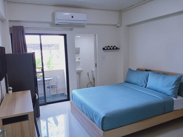 Standard Room, 1 Queen Bed, Non Smoking