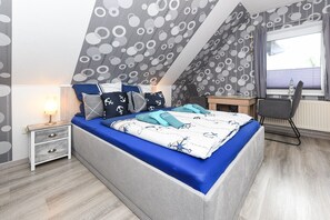 1 bedroom, WiFi, bed sheets