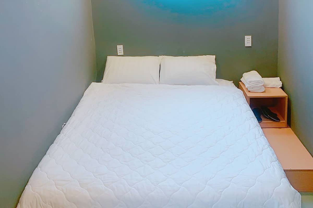 Kamar Double Standar | 1 kamar tidur, meja kerja, dan Wi-Fi gratis