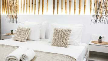 Deluxe House | 2 bedrooms, Egyptian cotton sheets, premium bedding, memory-foam beds