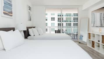 2 bedrooms, desk, iron/ironing board, travel crib