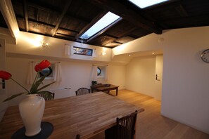 Dining - Houseboat Apartment Amsterdam Center (Amsterdam)