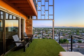 Terrace/patio - 270° City/Mountain views! (Phoenix)