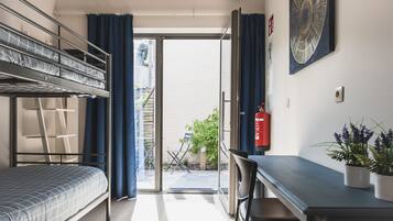 5 bedrooms, in-room safe, travel crib, free WiFi