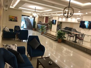 Khu tiếp khách ở sảnh