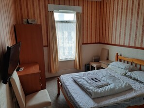 Departamento | 2 habitaciones, tabla de planchar con plancha y wifi gratis 