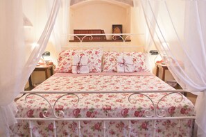 独特双人房, 私人浴室 (External) | 特色装修、特色家居、办公桌、笔记本电脑工作区