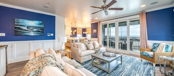 Oceanfront Luxury:5BR 4BA Home with Front Porch & Modern Comforts