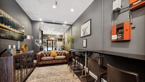 Lobby - Kasa The Oxford Seattle (Seattle)