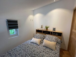 3 間睡房、熨斗/熨衫板、免費 Wi-Fi、床單