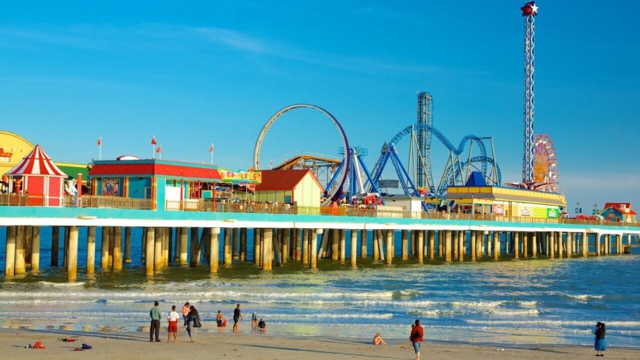 In Strandnähe, Liegestühle, Strandtücher