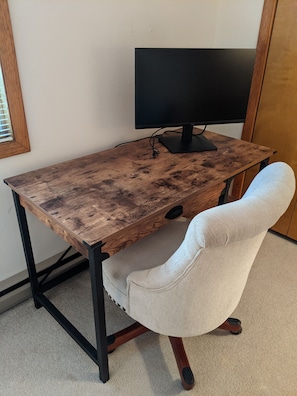 Interior - Olympic Village Escape (Lake Placid)