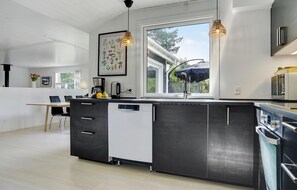 Kühlschrank, Ofen, Herdplatte, Geschirrspüler