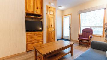 Smart TV y chimenea