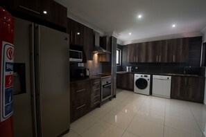 Private kitchen - WDC Aparthotel (Buea)