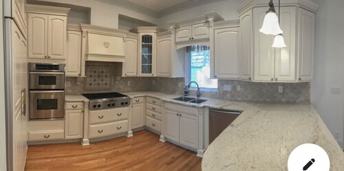 Luxury DOWNTOWN/ Mt. Adams SPECTACULAR VIEWS! NO CLEANING FEES! 