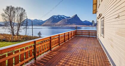 Beautiful home in Sortland with WiFi