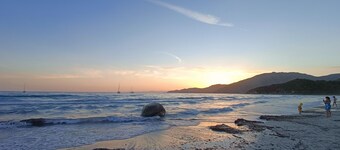 Delightful detached villa within walking distance of the sea