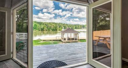 Sunny Deck ALL Rooms w/LAKE VIEW