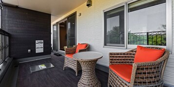 Design Condo, 3 Bedrooms, Non Smoking | Balcony