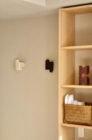 Standard Twin Room, Non Smoking | Blackout drapes, WiFi (free), bed sheets - someone, kyoto (Kyoto)