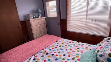 2 chambres, Wi-Fi gratuit, draps fournis