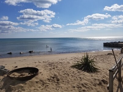 #6 Two bedroom Dog friendly beachfront cabin.