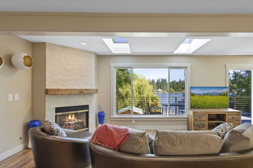 Star Lake Waterfront Estate