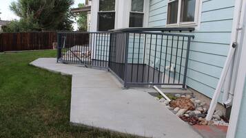 Enceinte de lâhĂ©bergement