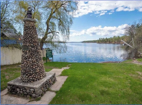 Mountain Lake House - summer fun at the lake and outdoor activities year round!