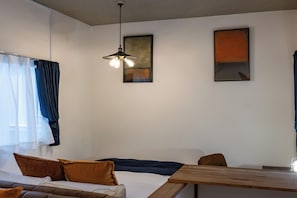 Departamento urbano | 1 habitación, tabla de planchar con plancha y wifi gratis 