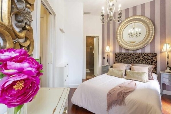 1 chambre, fer et planche à repasser, accès à Internet, literie fournie