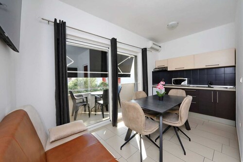 Apartmani Neli