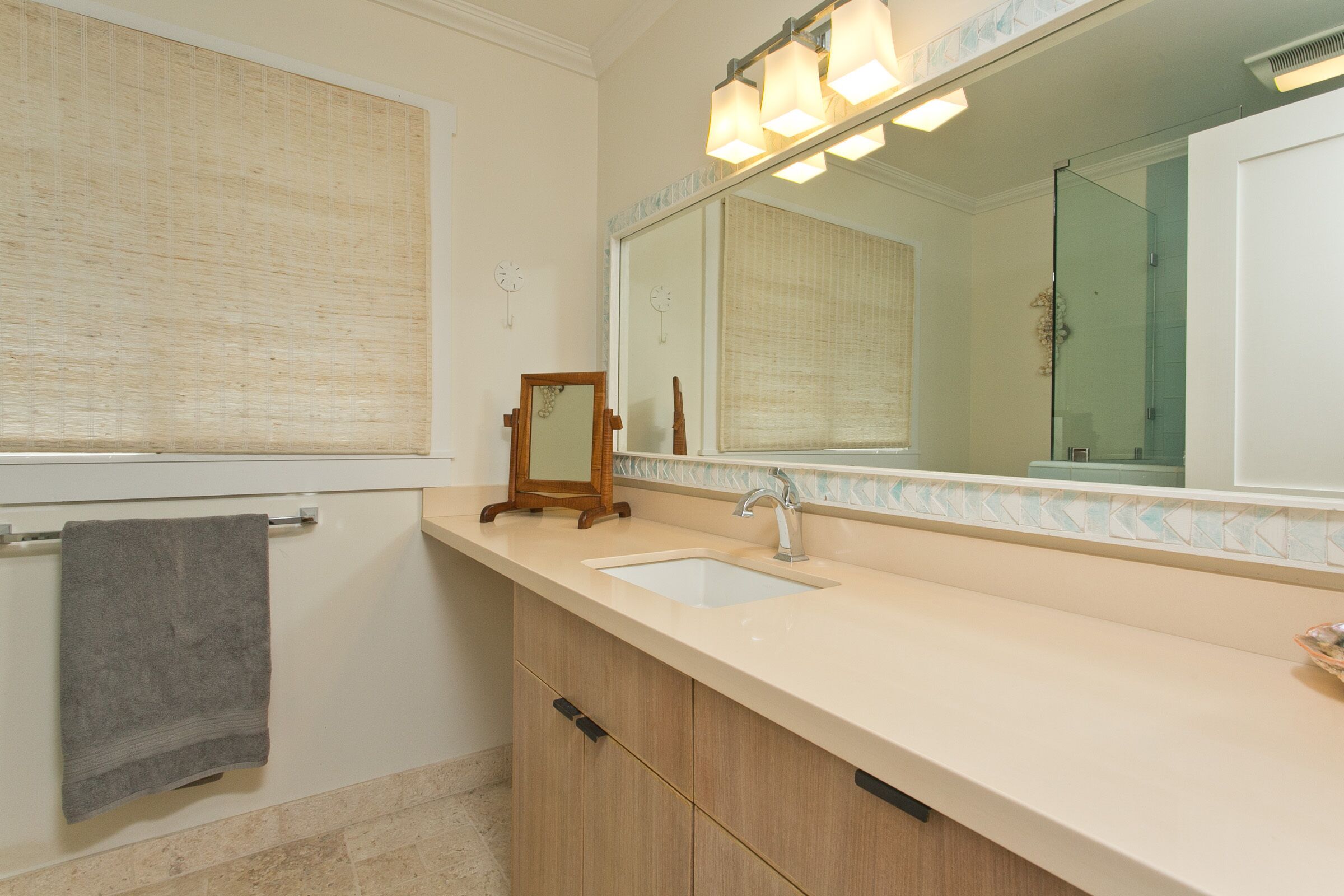 Bathtub, hair dryer, towels, soap