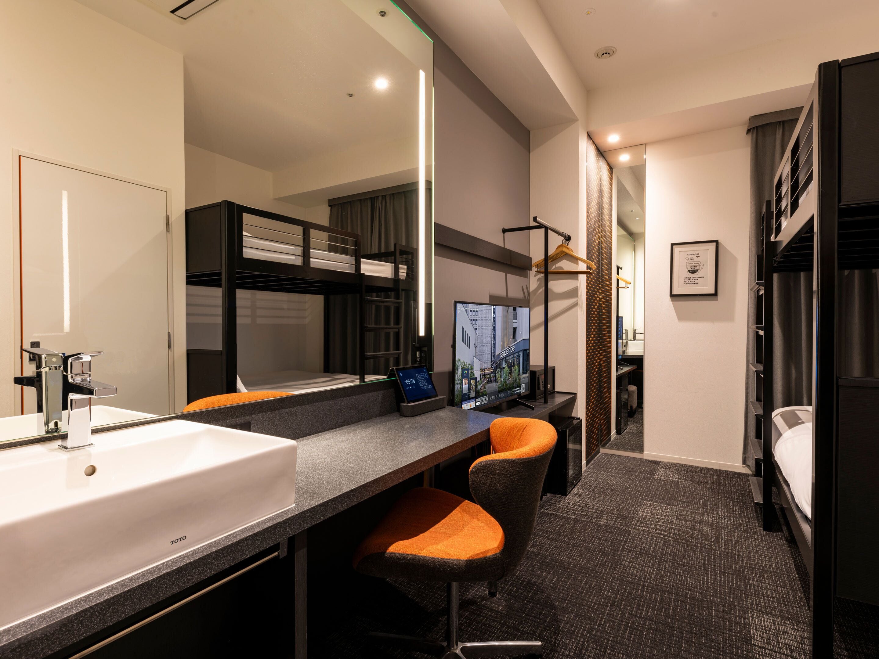 bunk bed 3, non smoking | in-room safe, desk, free wifi, bed sheets