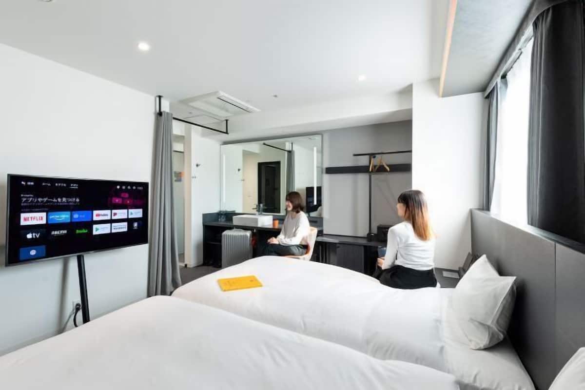 In-room safe, desk, free WiFi, bed sheets