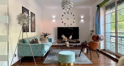 Helles Design-Apartment am Fuße des Hutbergs