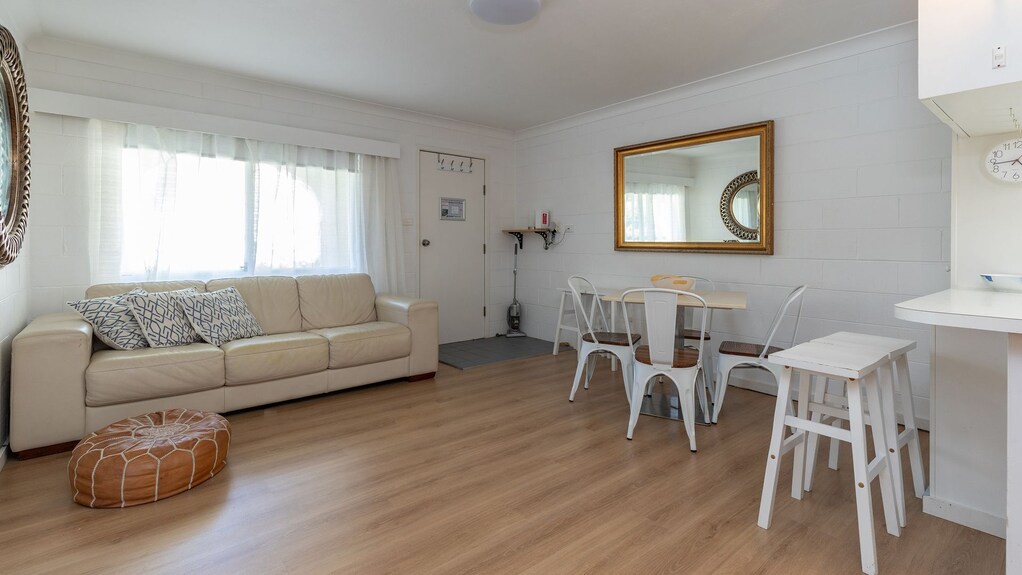 Blueys Beach Villa Manyana 11 - Boomerang Beach