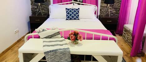 1 bedroom, free WiFi, bed sheets