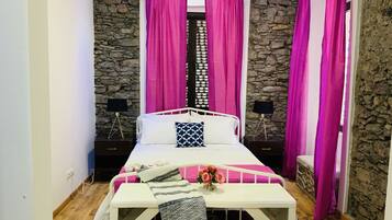 1 bedroom, iron/ironing board, free WiFi, bed sheets