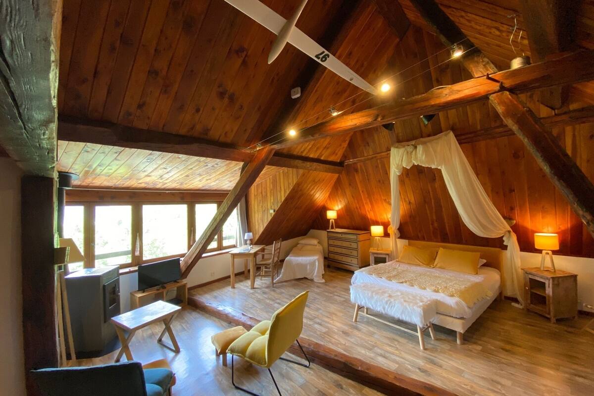 Suite, terrasse, fjellutsikt (Sommet) | Barnesenger (inkludert), wi-fi (inkludert) og individuelt dekorert