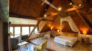 Suite, Terrace, Mountain View (Sommet) | Individually decorated, individually furnished, free cots/infant beds