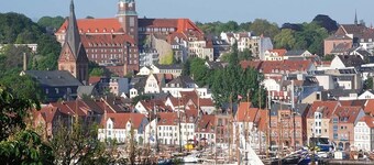 New vacation apartment with sunny balcony and large bicycle cellar