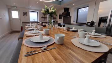 Premium House, Multiple Bedrooms, Non Smoking, Sea View | Private kitchen | Electric kettle, toaster, highchair, cookware/dishes/utensils