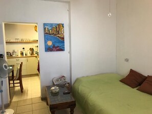 2 Schlafzimmer, Schreibtisch, WLAN