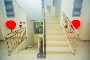Interior - Serene - Amani Luxury Apartment (Dar es Salaam)