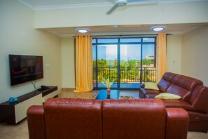 Living area - Serene - Amani Luxury Apartment (Dar es Salaam)